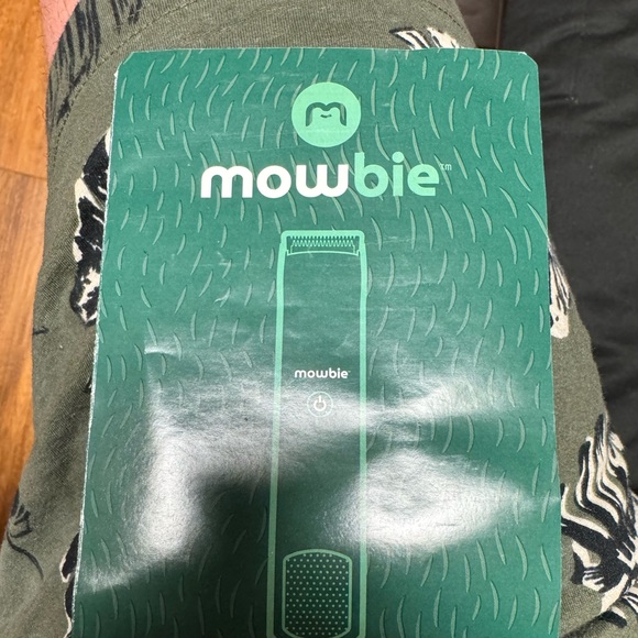 Never Used Mowbie Beard Trimmer - Picture 5 of 7
